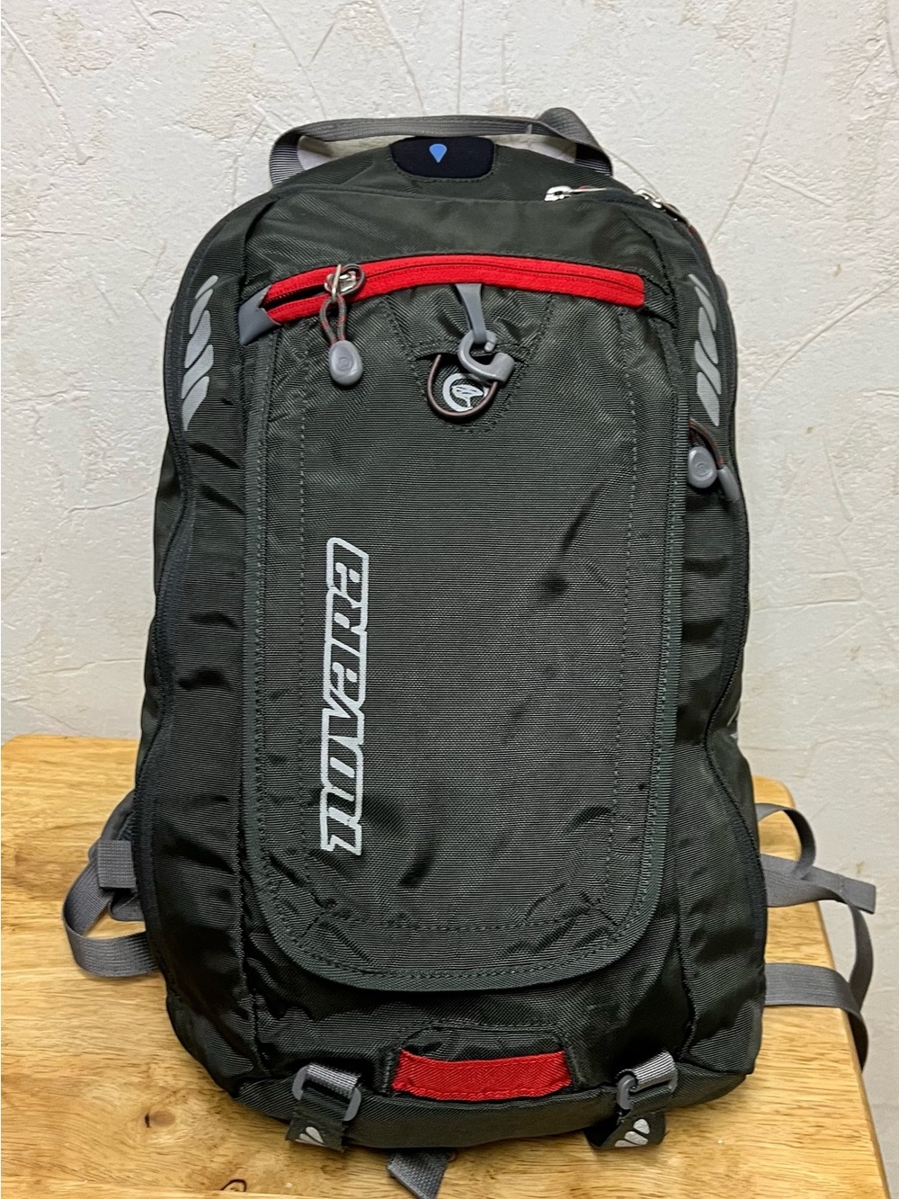 Novara Backpack - Picture 2 of 8